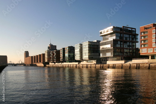 Obraz na płótnie Hamburg Hafencity Sandtorkai w salonie