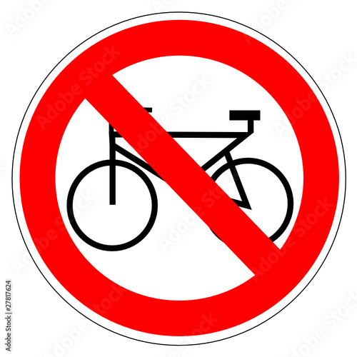 Panneau interdit aux vélos