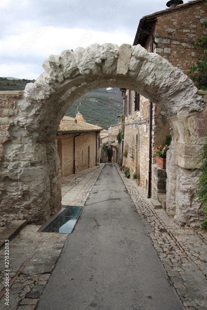 Fototapeta premium Arco romano a Spello - Umbria