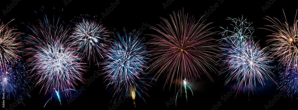 repeatable horizontal borger of fireworks blasts repeatable horizontal borger of fireworks blasts