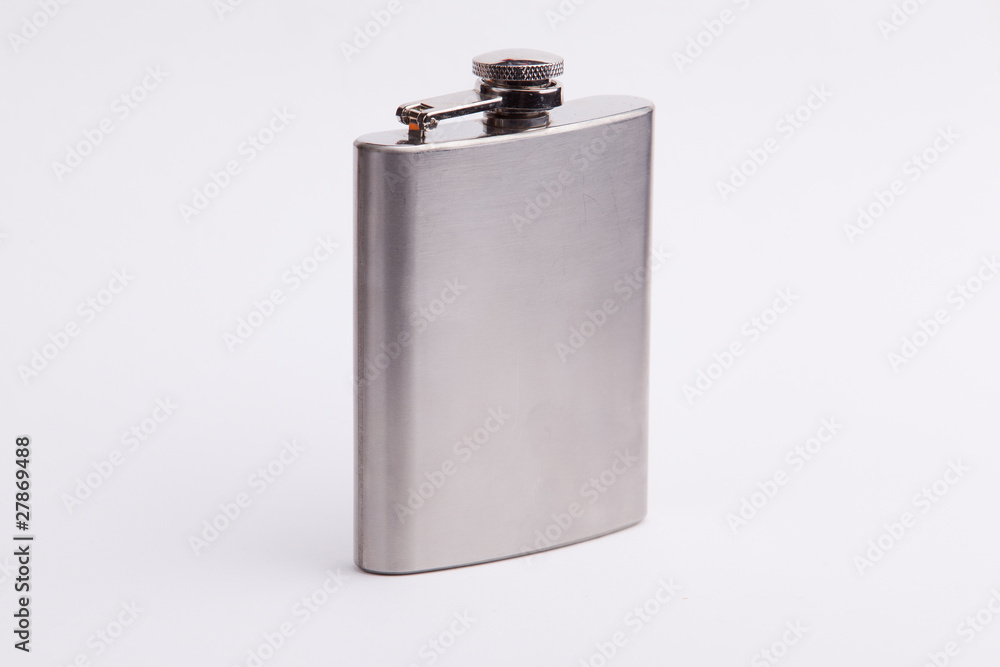 flachmann. flasche zum mitnehmen . alkohol flachmann. flasche zum mitnehmen . alkohol