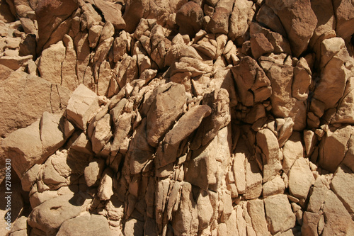 Felswand in der Wüste Sinai, Ägypten photo