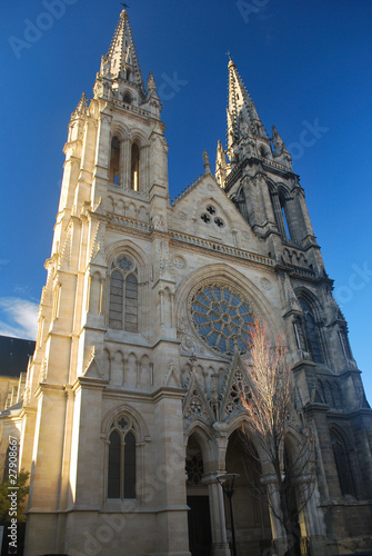 Façade de l'église Saint Louis à Bordeaux