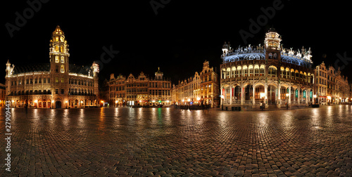 Night panorama of Grande Place,Grote Markt Brussels, Belgium