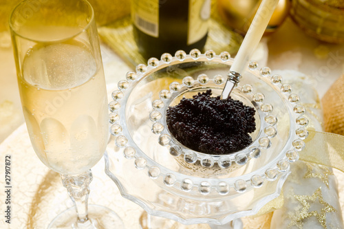 caviar and champagne.-caviale e champagne photo