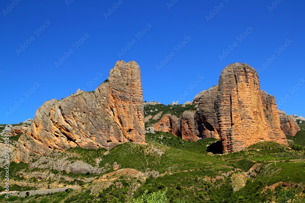 Mallos de Riglos icon shape mountains in Huesca