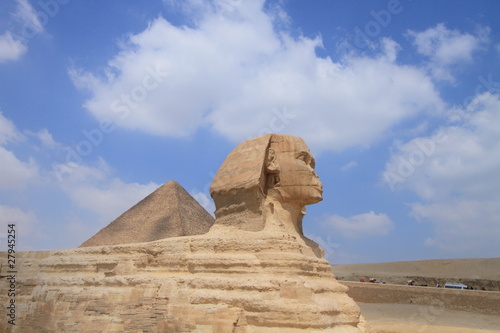 Sphinx and Pyramid in Giza  unesco world heritage  Egypt