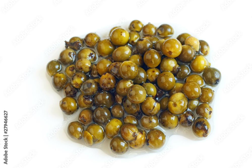 Green peppercorns in brine Green peppercorns in brine