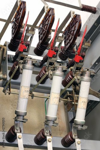 High voltage switchgear