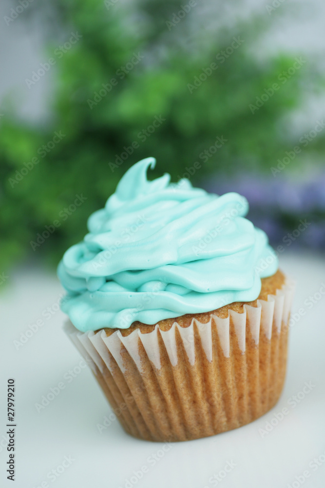 Blue cup cake Blue cup cake
