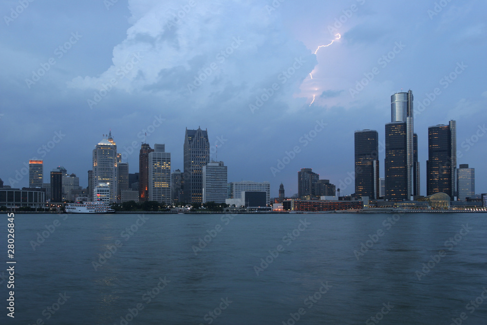 Fototapeta premium Detroit skyline at dusk, USA