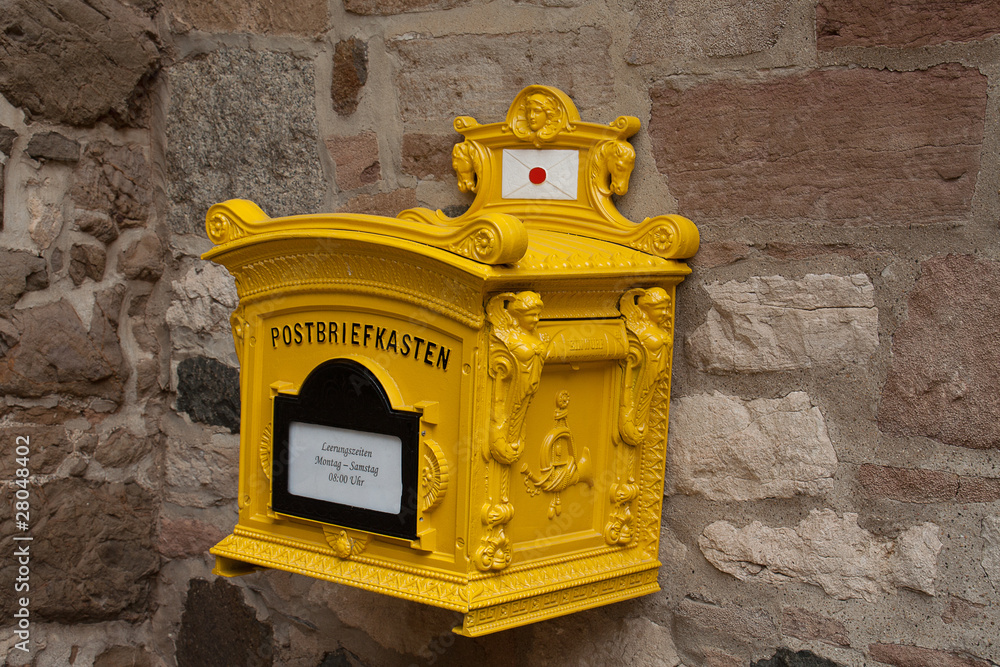 Historischer Postkasten