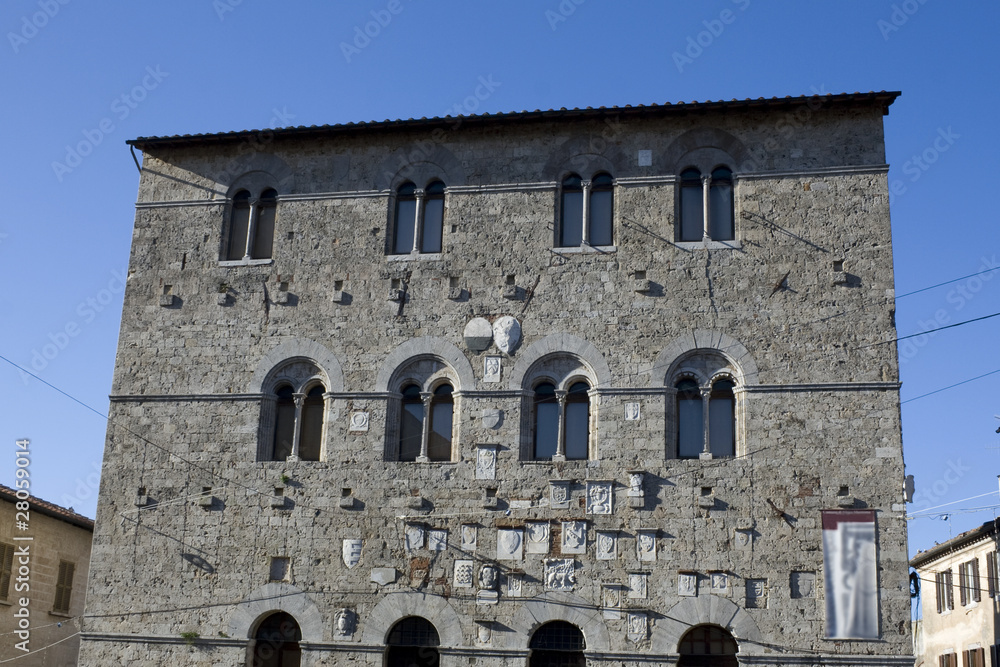 Palazzo Pretorio ,Facade with coat of arms - Massa Marittima Palazzo Pretorio ,Facade with coat of arms - Massa Marittima