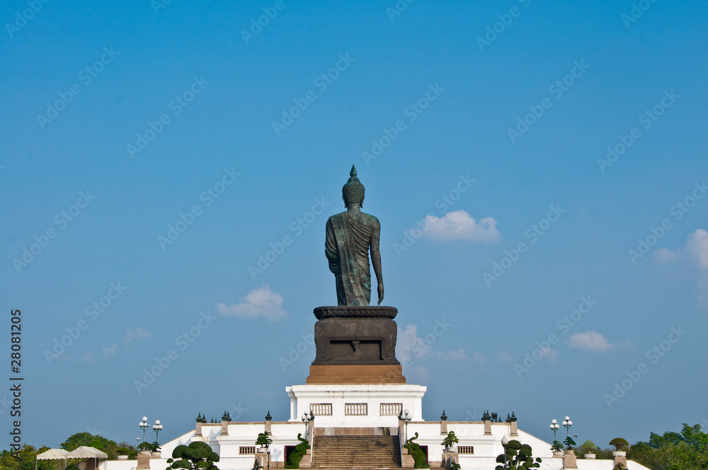 Obraz premium Other side of the standing Buddha sculptures.