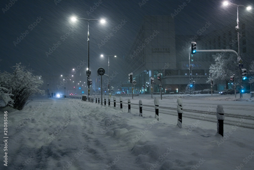 Fototapeta premium Blizzard w centrum Warszawy, ul. Królewska