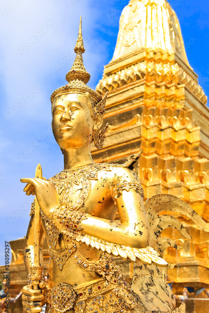 Fototapeta premium Golden statue.