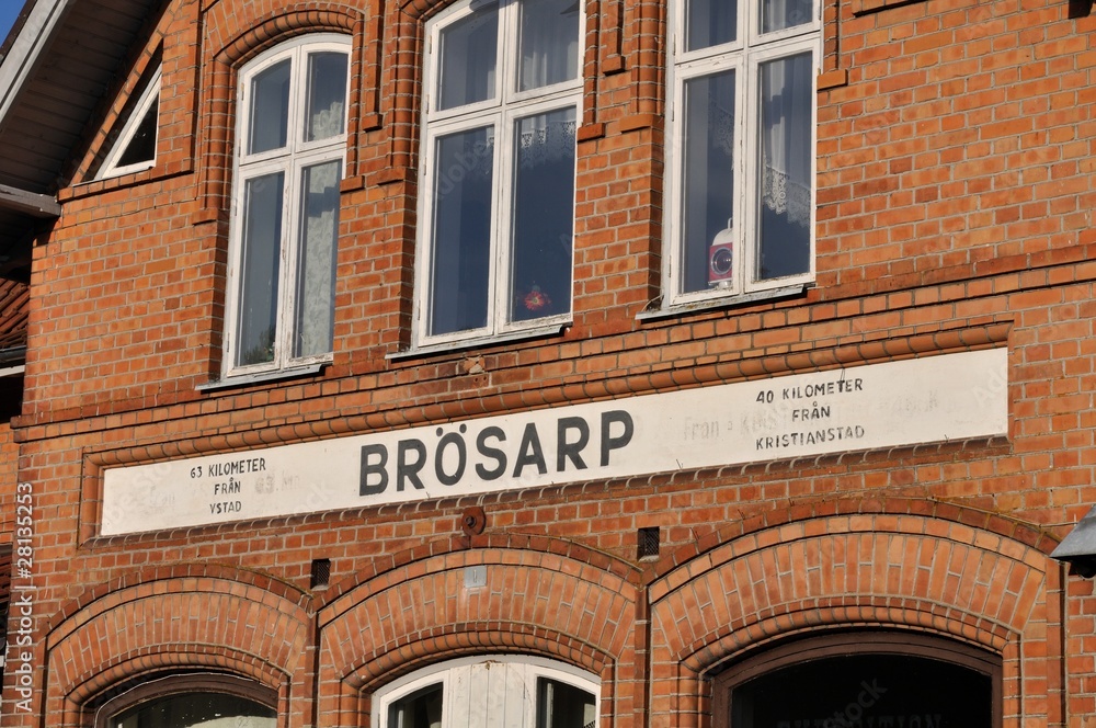 Obraz premium Lokalbahnhof Südschweden