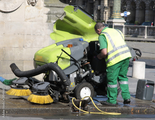 Machine à nettoyer, paris