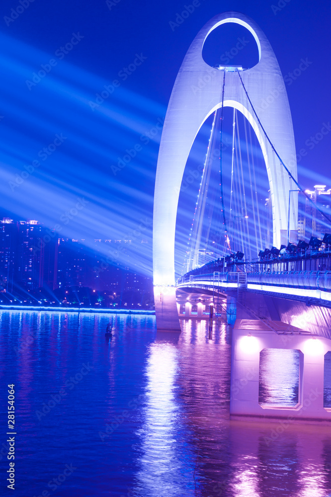 Obraz premium Bridge Night scene with spot light