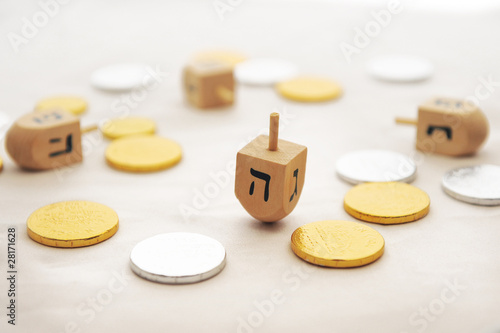 Isolated Obejects for Hanukkah