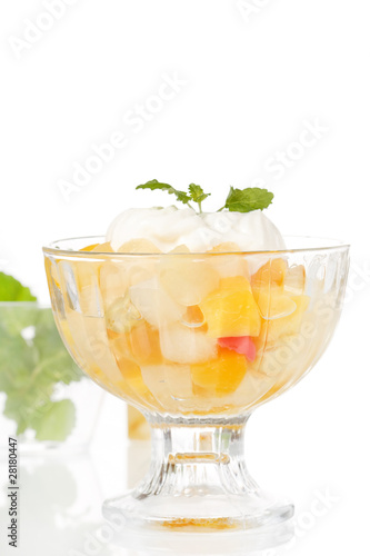 Fresh fruits salad with mint