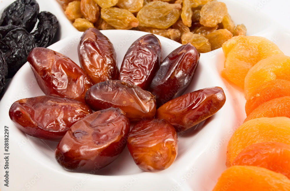 Different kinds of dried fruits