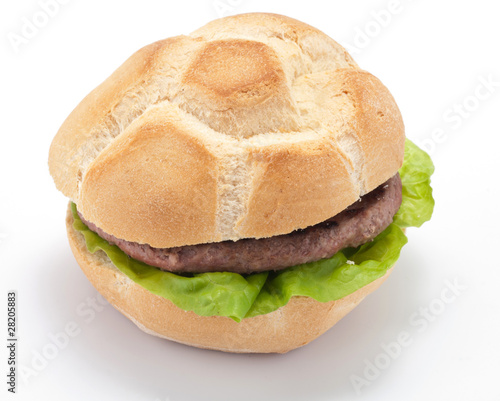 Sandwich con hamburger di manzo e insalata