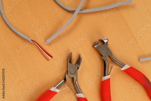 Canvastavla Wire Cutting Electrical Tools