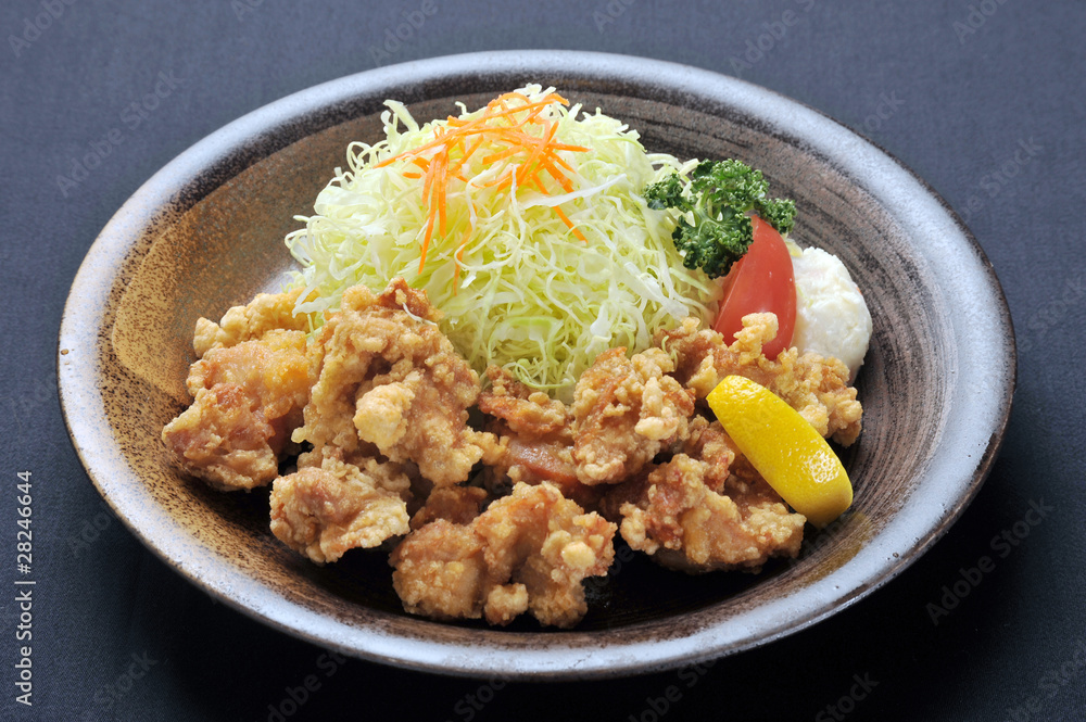 鶏の唐揚げ 鶏の唐揚げ