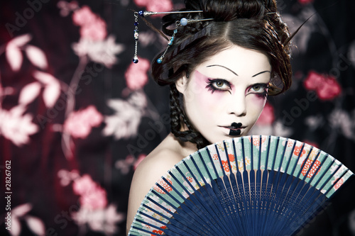 Canvas Print portrait of a beautiful white girl in geisha style