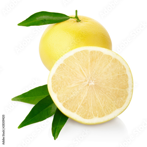 Grapefruit with clipping path