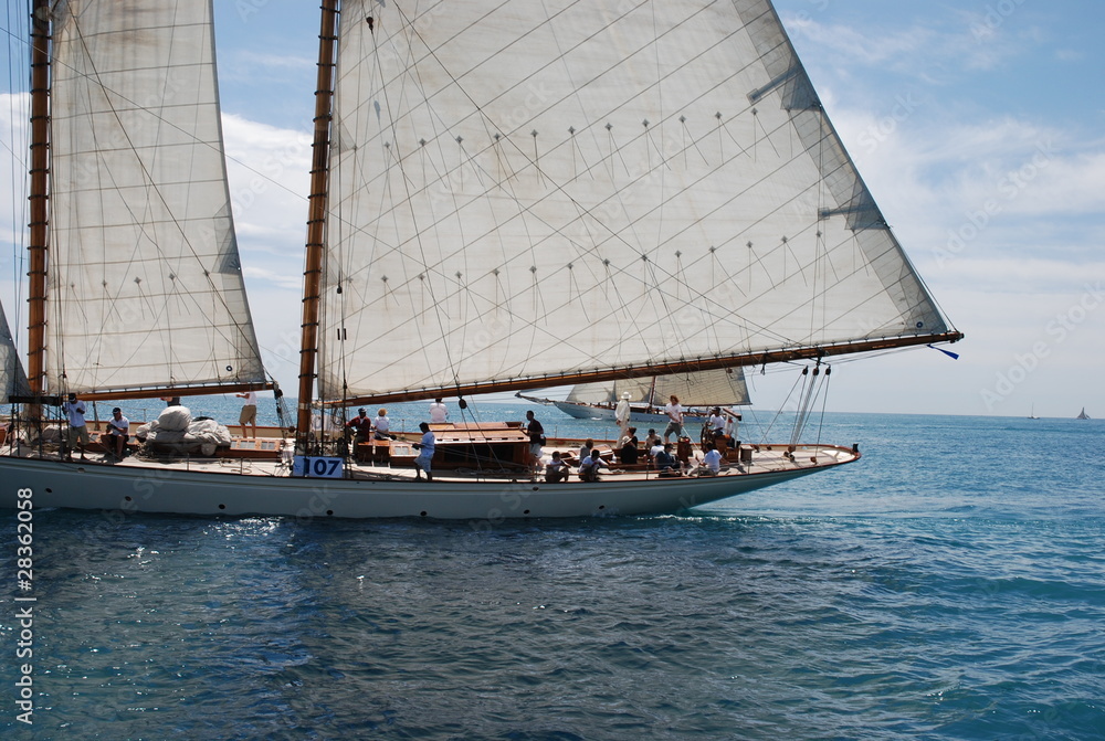 Naklejka premium Classic Yacht under sail
