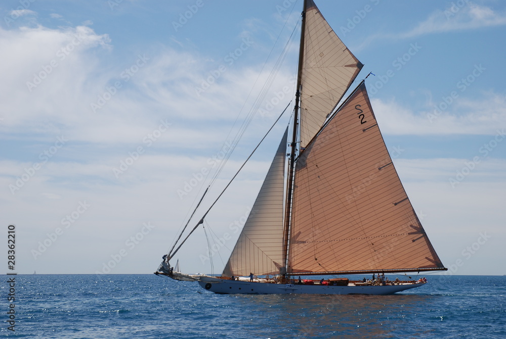 Fototapeta premium Classic Yacht sailing in regatta