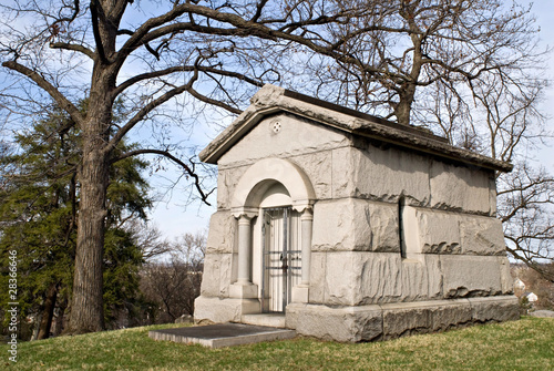 Fototapeta Stone Mausoleum