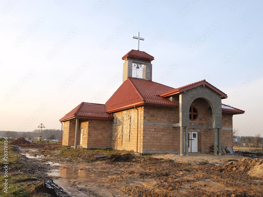 building Catholic chapel in Dyrdy