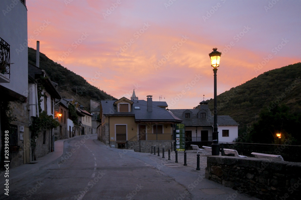 Sunrise at Molinaseca, Spain