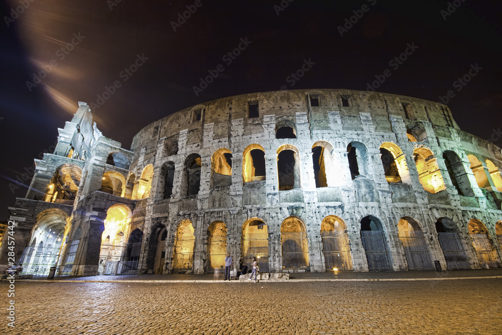 notturno al Colosseo