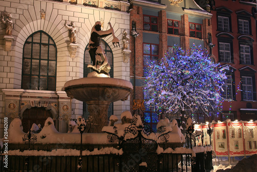 Neptune and city hall Gdansk in christmas time #28462018