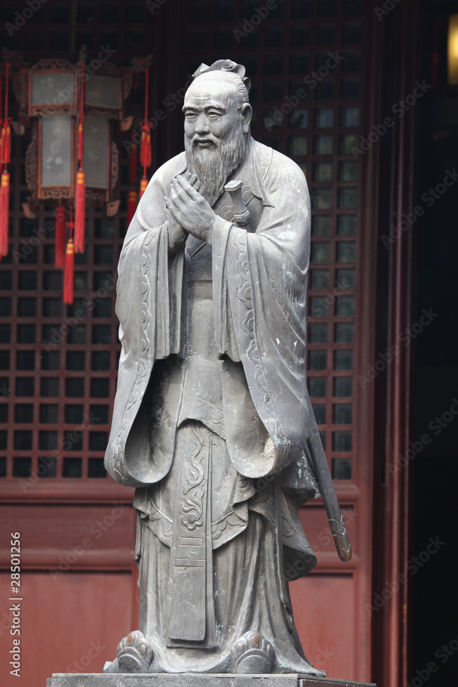 Naklejka premium Statue of Confucius at Temple in Shanghai, China