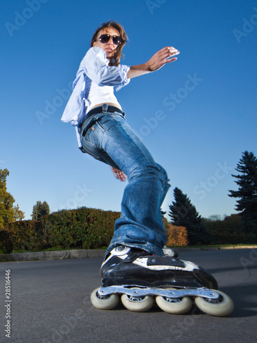 Fast rollerblading