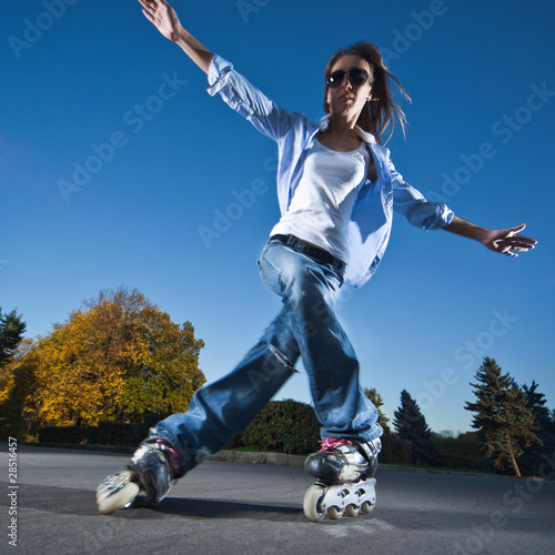 Fast rollerblading