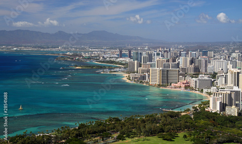 Blick auf Waikiki vom Diamond Head (Honolulu, Hawaii) 01