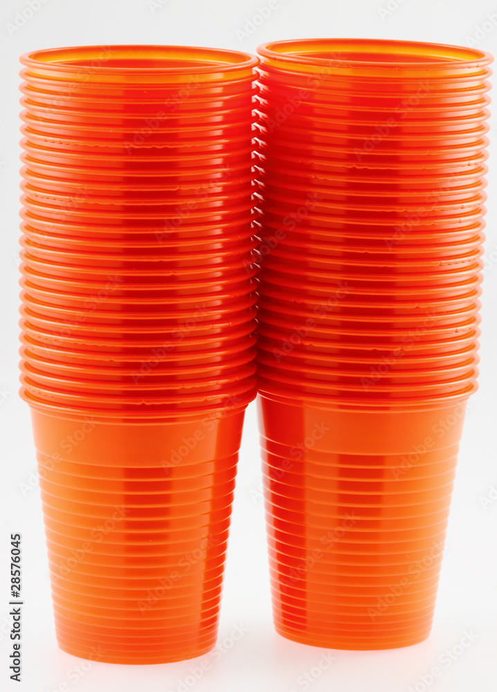 gobelets plastiques orange