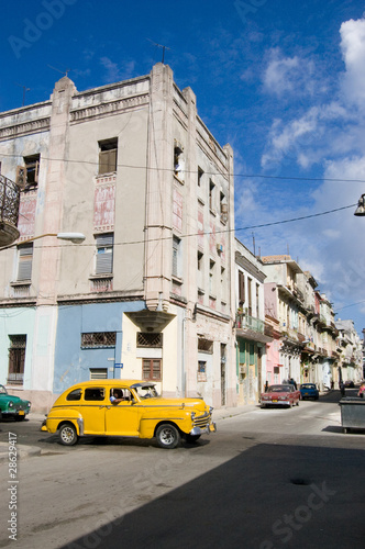 Havana street with yellow car