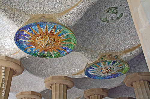 parc guell: colonnade salle hypostyle (Barcelone Espagne)