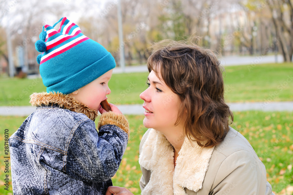 Obraz premium Mother and son together