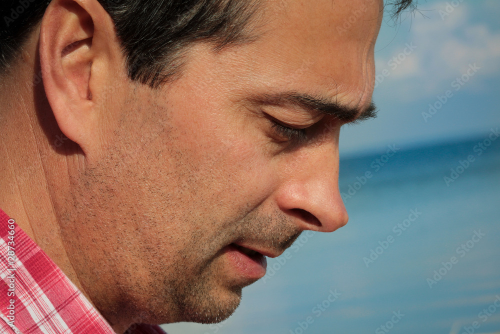 Obraz premium homme préoccupé