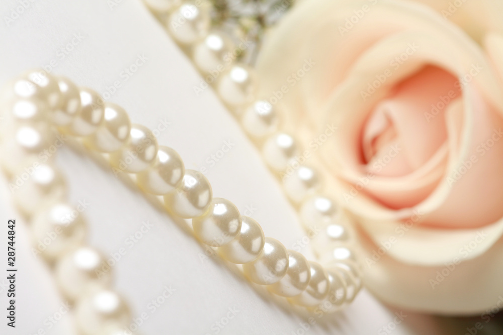 pearl necklace pearl necklace