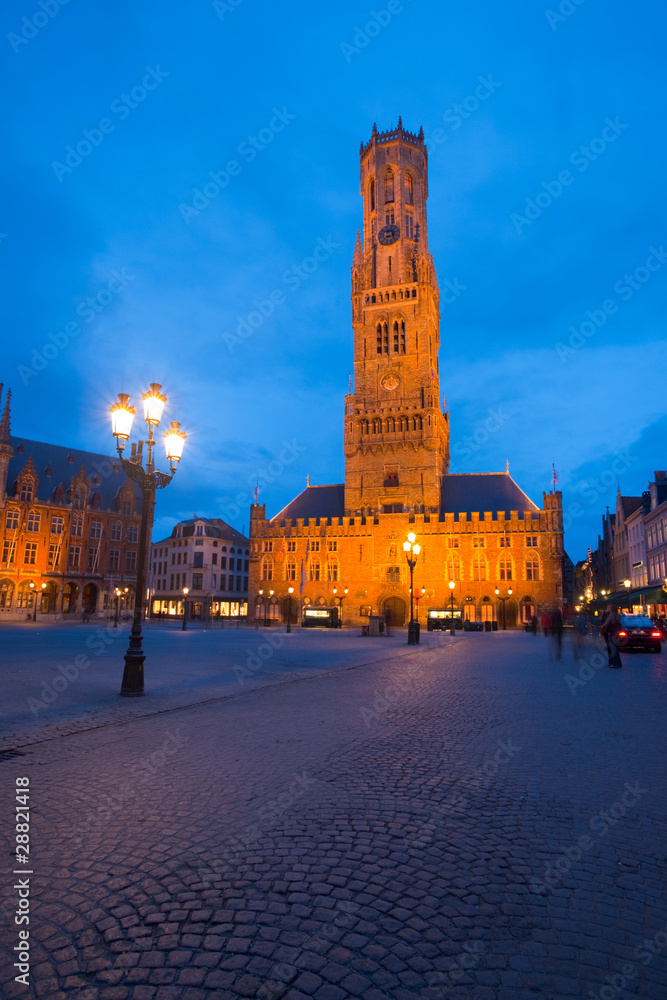 Fototapeta premium Belfry Grote Markt Bruges Twilight Vertical