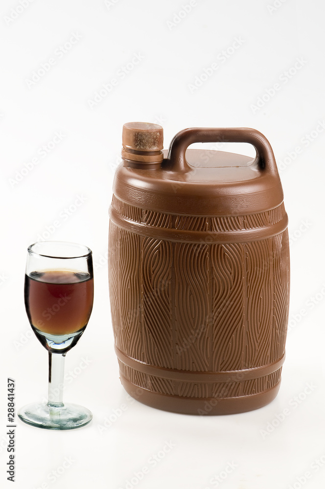 Barril de vino con copa Barril de vino con copa